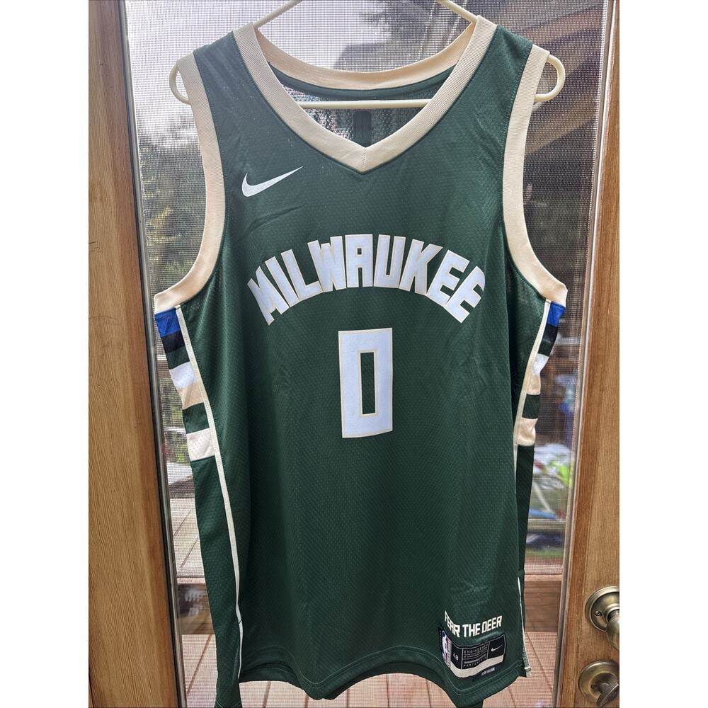 NWT Nike Dri-FIT NBA 2022 Icon Edition Milwaukee Bucks Jersey DN2012-332 Sz L